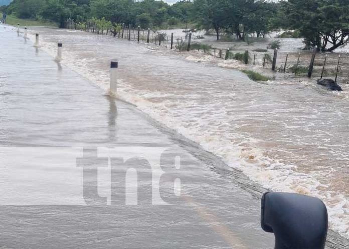 tipitapa-agua-3 Recorrido por las afectaciones en Tipitapa por la tormenta Julia