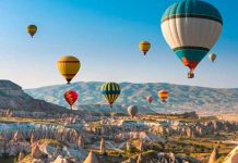 Desenlace fatal para dos españolas tras un accidente aéreo en Turquía Desenlace fatal para dos españolas tras un accidente aéreo en Turquía