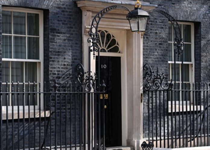 Inicia proceso para designar primer ministro de Reino Unido