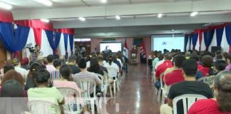 Candidatos del FSLN en Managua presentan propuestas de proyectos a universitarios Presentación de proyectos del FSLN a universitarios en Managua