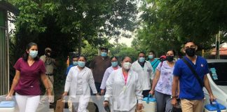 Jornada de vacunación en el barrio Enrique Smith