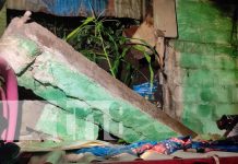 Familia queda en la intemperie tras colapsar su vivienda en Managua Familia queda en la intemperie tras colapsar su vivienda en Managua
