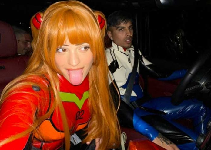 ¿Rosalía otaku? Sí, y este fue el sexy disfraz que utilizó