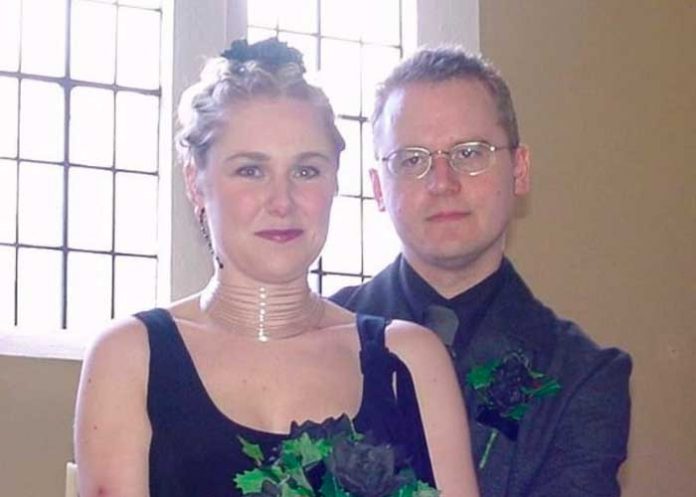 ¡Lo engañaba y con cinco! Deja a su novia al descubrir que tenía 5 esposos