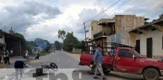 Dos lesionados tras suscitarse fuerte colisión en Jalapa