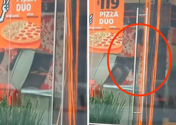 ¡Guácala! Reconocida pizzería rehúsa las cajas de la basura