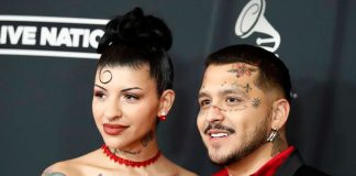 Las fotos que no vieron de Christian Nodal y Cazzu en su primera alfombra