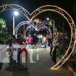 Inauguración de luces navideñas en el parque central de Carazo Foto: Inauguración de luces navideñas en el parque central de Carazo / TN8