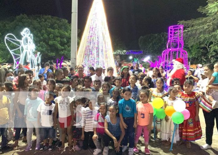 Foto: temporada navideña 2022 que se vivió en Granada / TN8