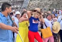 A punto de ser linchada: Turista sube a bailar en pirámide de Kukulkán en México A punto de ser linchada: Turista sube a bailar en pirámide de Kukulkán en México