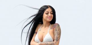 Así posó Yailin en sexy bikini luciendo su embarazo