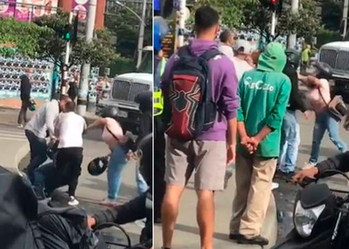 Colombia: Una calle de Medellín se convirtió en ring de boxeo