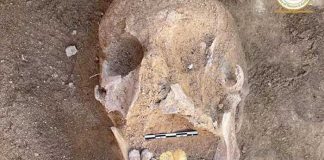 ¡Insólito! Encuentran momias con “lenguas” de oro en Egipto