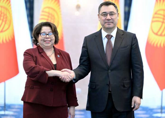 1 Embajadora de Nicaragua presenta credenciales en la República de Kirguistán