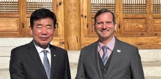 Presidente de la Asamblea de Corea sostiene encuentro con embajadores latinoamericanos