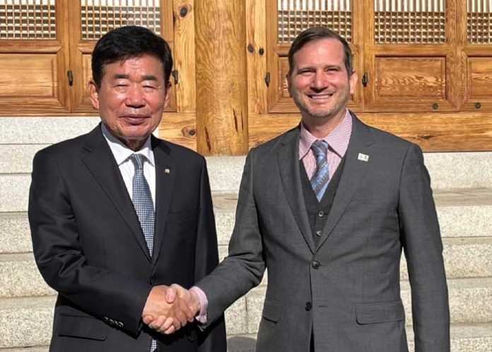 1 Presidente de la Asamblea de Corea sostiene encuentro con embajadores latinoamericanos