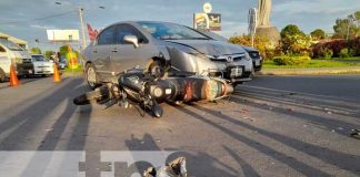 Imprudencia al volante provoca fuerte accidente en la Rotonda Cristo Rey, Managua
