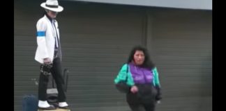 Se lleva aplausos por bailar como Michael Jackson