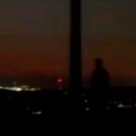 Graban un "ente extraño" saltando del puente de los suicidios en México