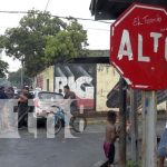 Taxistas protagonizan fuerte accidente de tránsito en barrio de Managua Taxistas protagonizan accidente fuerte accidente de tránsito en barrio de Managua
