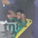 Dos Jóvenes perdieron el control de su motocicleta en El Ayote, Chontales Foto: Dos Jóvenes se salvan de morir en motocicleta en El Ayote, Chontales / TN8