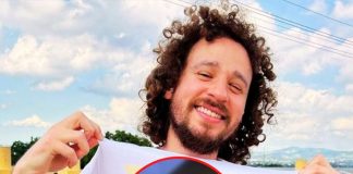 “Como mi madre me trajo al mundo” Luisito Comunica se desnuda en Instagram