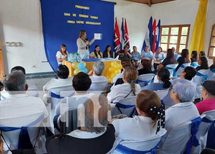 Foto: Estudiantes de cursos de escuelas de oficios fueron certificados en Jinotega / TN8