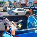 «De compañeros a rivales» sujeto da certera golpiza a su amigo de tragos "De compañeros a rivales" sujeto da certera golpiza a su amigo de tragos