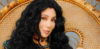 De 76 a 36: Cher estaría saliendo con nuevo un "colágeno"