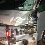 Motorizado fallece tras impactar con un microbús en Chinandega Motorizado fallece tras impactar con un microbús en Chinandega