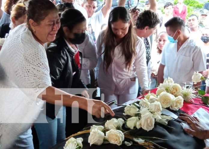 Managua: despiden a Roberto González asumiendo el compromiso de seguir su legado