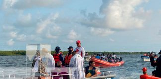 Feligreses realizan la Xl peregrinación acuática Mariana