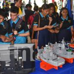 Bachilleres participan en la Feria de Beca en el Caribe Sur