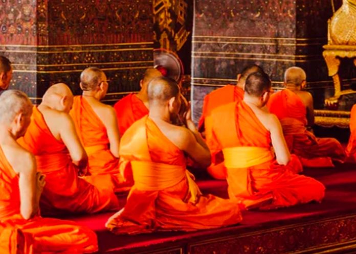 3 Monjes de templo budista dan positivo a drogas y son expulsados