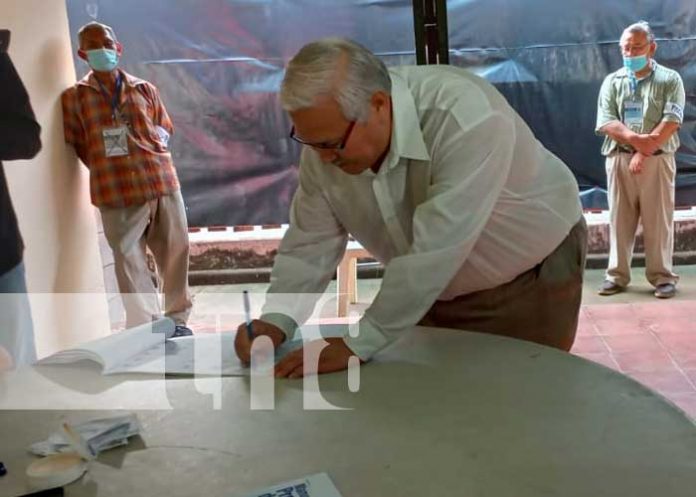 3 Diputado Adolfo Pastrán: