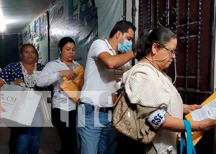 3 Concluye con éxito el traslado del material al Centro de Cómputos de Ocotal