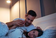 Hombre con sexsomnia tiene encantado a su mujer: No hay descanso ni de noche Mujer asegura que su esposo sufre sexsomnia