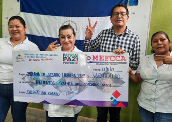 7777 Emprendedores de Carazo continúan recibiendo créditos