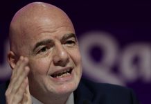 Presidente de FIFA tacha de hipócritas a los europeos por criticar a Qatar Presidente de FIFA tacha de hipócritas a los europeos por criticar a Qatar