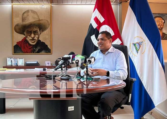 FMI-nica-1 Entrevista al titular de Hacienda en Nicaragua, Iván Acosta