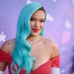 Karol G pone a «temblar Instagram» dejando ver sus hermosas «pompas» Karol G enseña sus curvas dentro de una piscina
