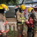 Inspección de hidrantes para prevenir incendios en mercado de Managua Inspección de hidrantes para prevenir incendios en mercado de Managua