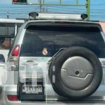 Desquiciado arrastra a gato en calles de Managua (VIDEO FUERTE) Acto de crueldad animal contra un gato en Managua