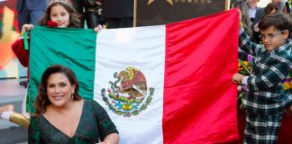 Angélica recibe su estrella en el Paseo de la Fama de Hollywood