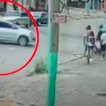 Atropelló a un grupo de amigos y se quiso escapar en Argentina Atropelló a un grupo de amigos y se quiso escapar en Argentina
