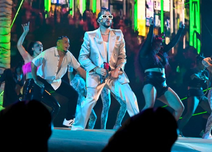 bad Apple Music eligió a Bad Bunny como Artista del Año
