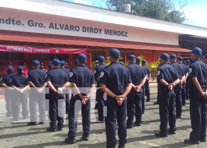 Curso para aspirantes a bomberos en Nicaragua