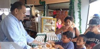 Foto: Festejo de Pollos Caldera en el Oriental / TN8