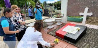 Cementerio Periférico recibe la visita de las familias en Managua