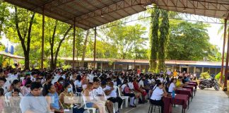 Foto: Entrega de bonos de bachiller para estudiantes de Chinandega / TN8